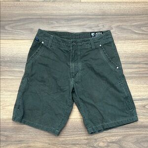Kuhl Renegade Vintage Patina Dye Shorts in Gray/Green Size 30